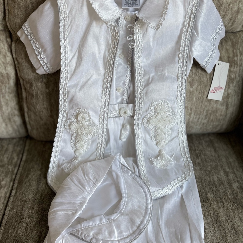 Elegant White Baby Outfit with Hat